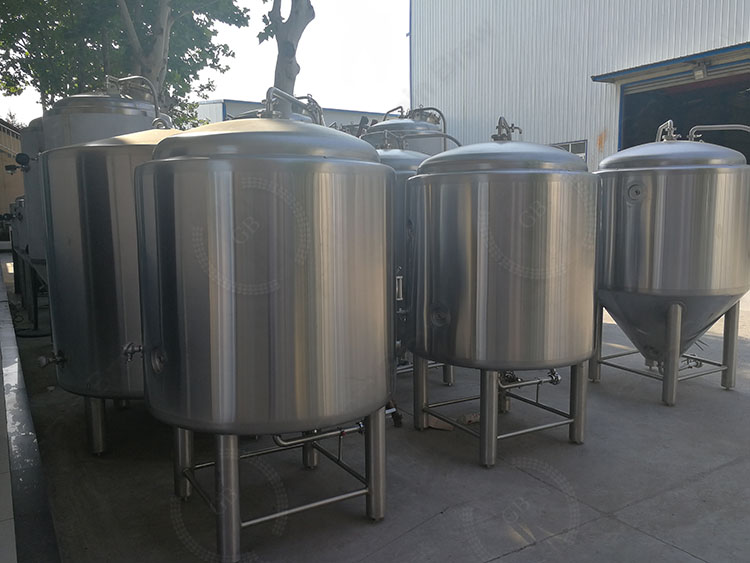 800L Vertical Bright Beer Tank/Serving Tank